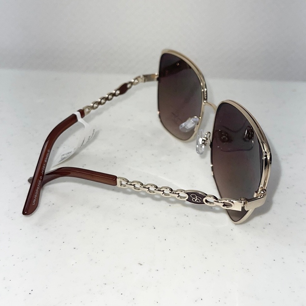 Jessica Simpson Sunglasses - Picture 5 of 6